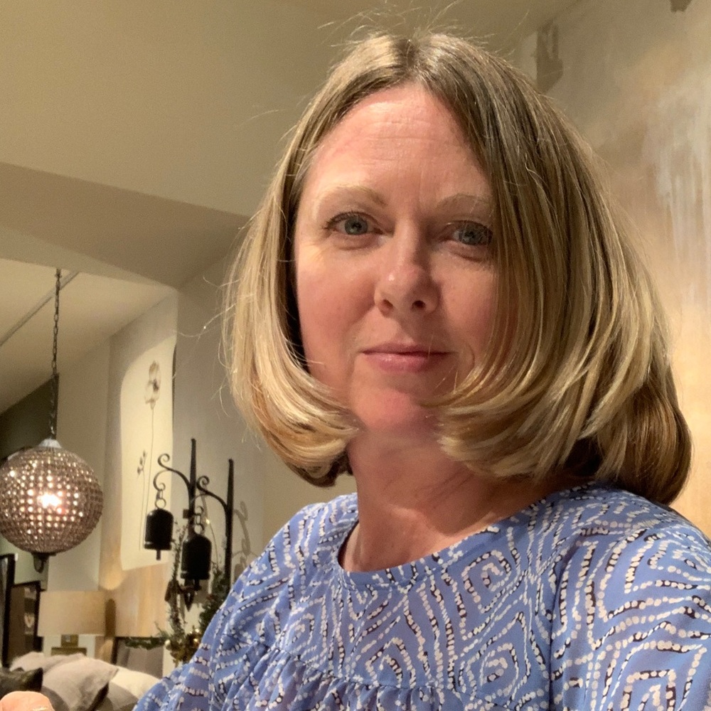 Meet your Posher, Elaine